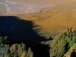 Bromo Sky Bridge Resmi Soft Launching, Kapasitas Dibatasi 40 Orang Sekali Jalan