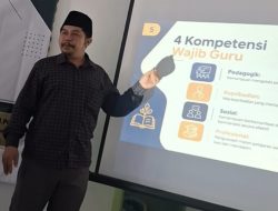 MI Al-Madinah Gapura Gelar Pelatihan Guru, Tegaskan Empat Kompetensi Wajib Pendidik