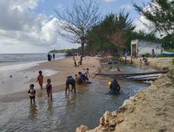 Weekand, Pantai Air Tawar Badur Dibanjiri Wisatawan